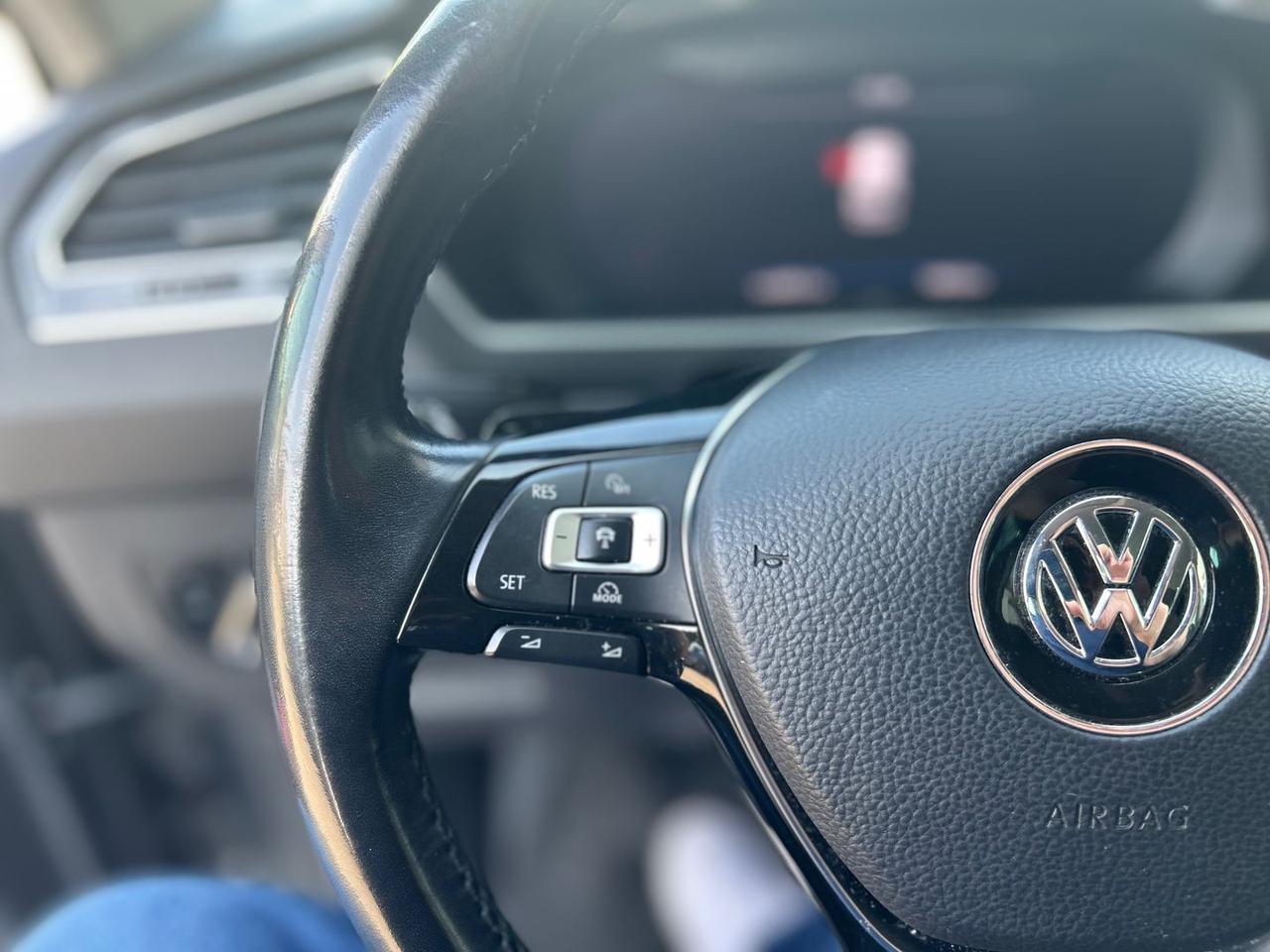 Volkswagen Tiguan Advanced 2.0 TDI #6541