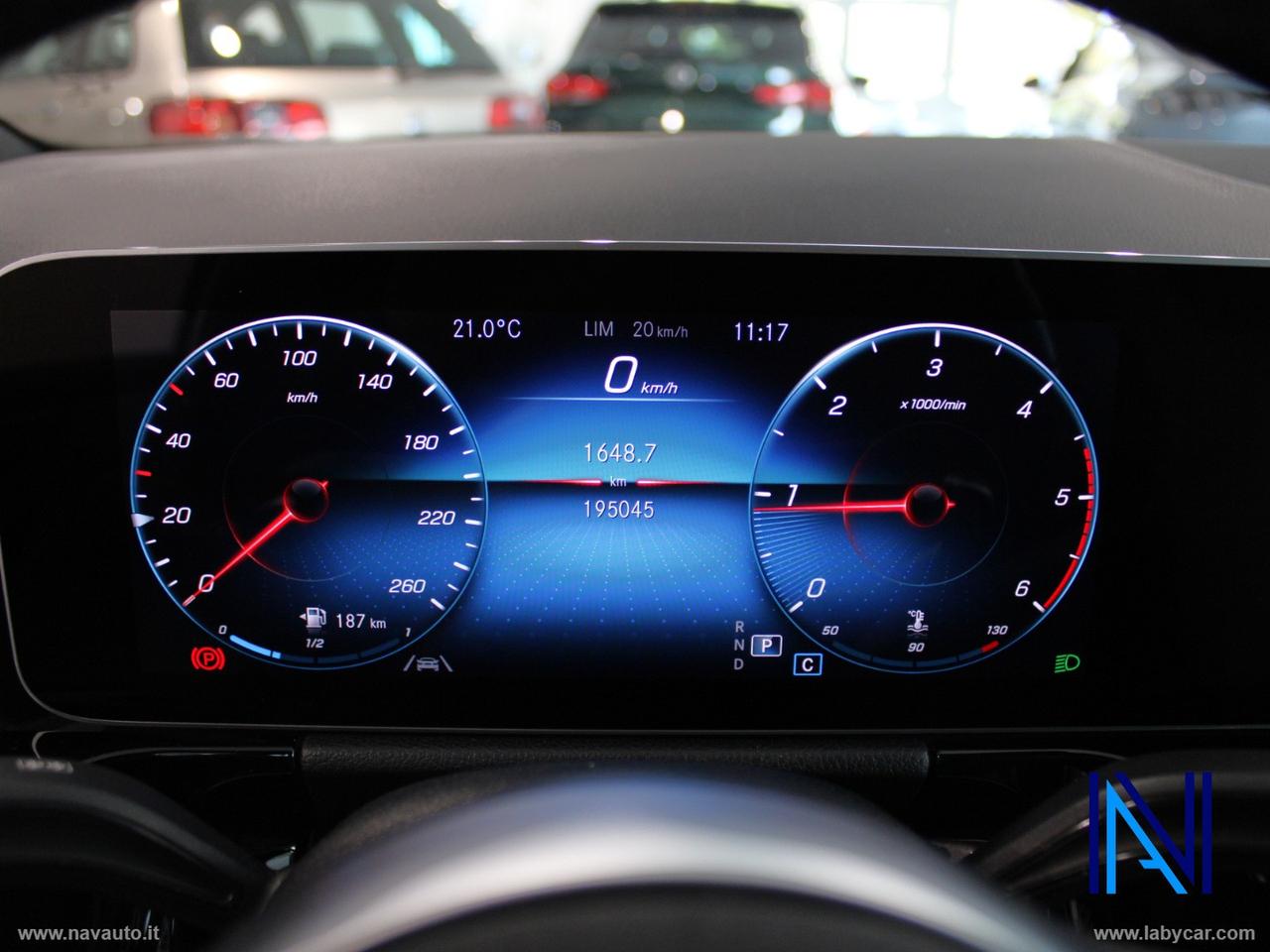 MERCEDES-BENZ B 180 d Automatic Premium