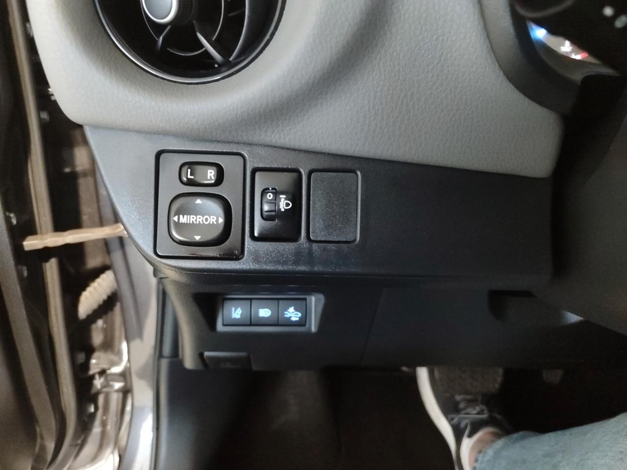 Toyota Yaris 1.5 Hybrid 5 porte Active 100CV