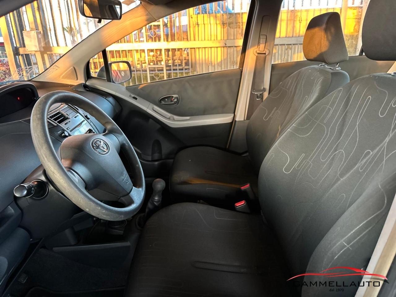 Toyota Yaris 1.0 5p Sol 69cv