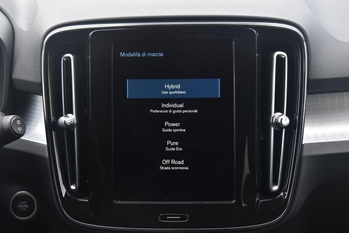 Volvo XC40 T4 Recharge Plug-in Inscription Expression