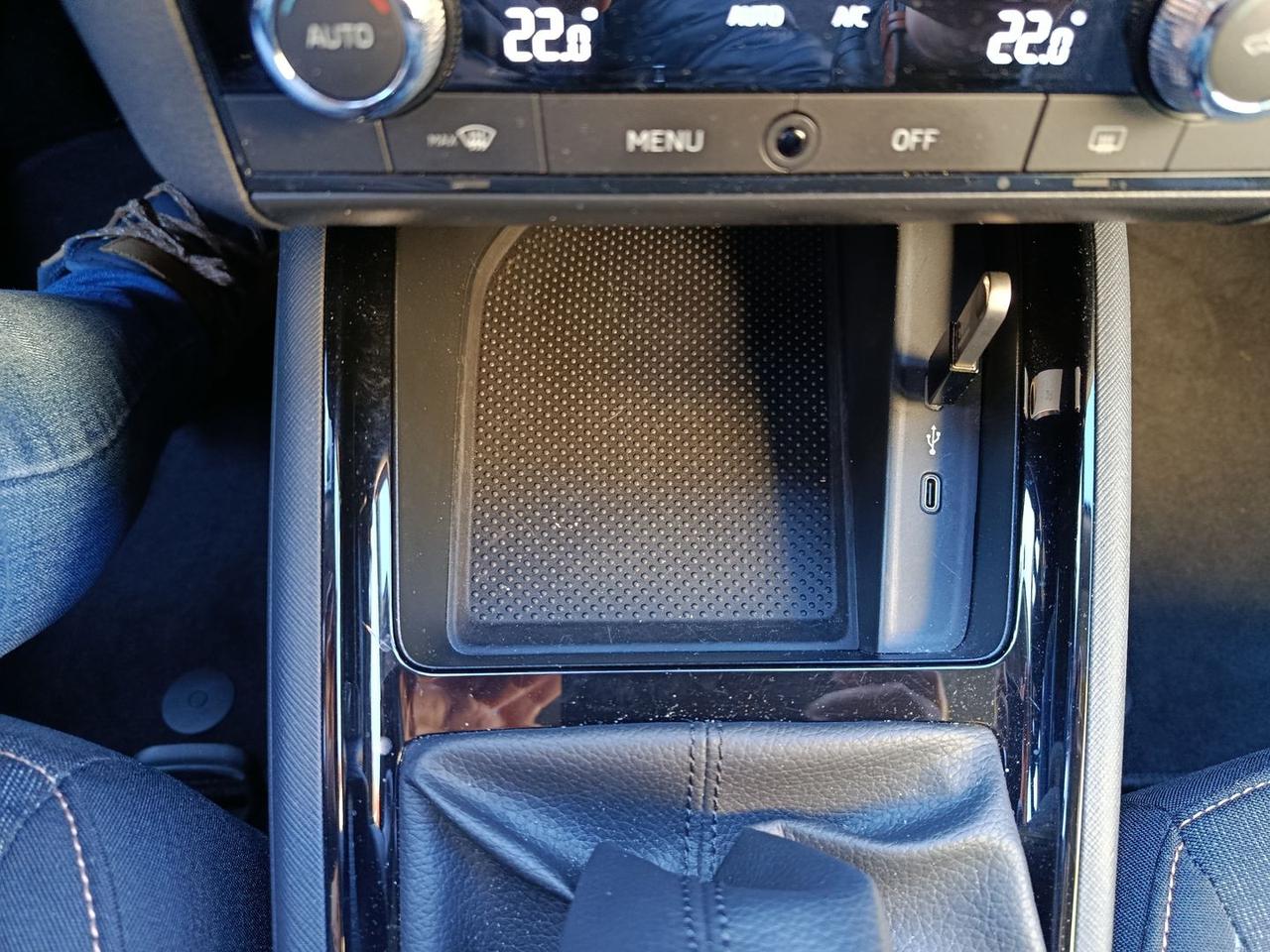 Skoda Kamiq Black Dots 1.0 TSI #8118