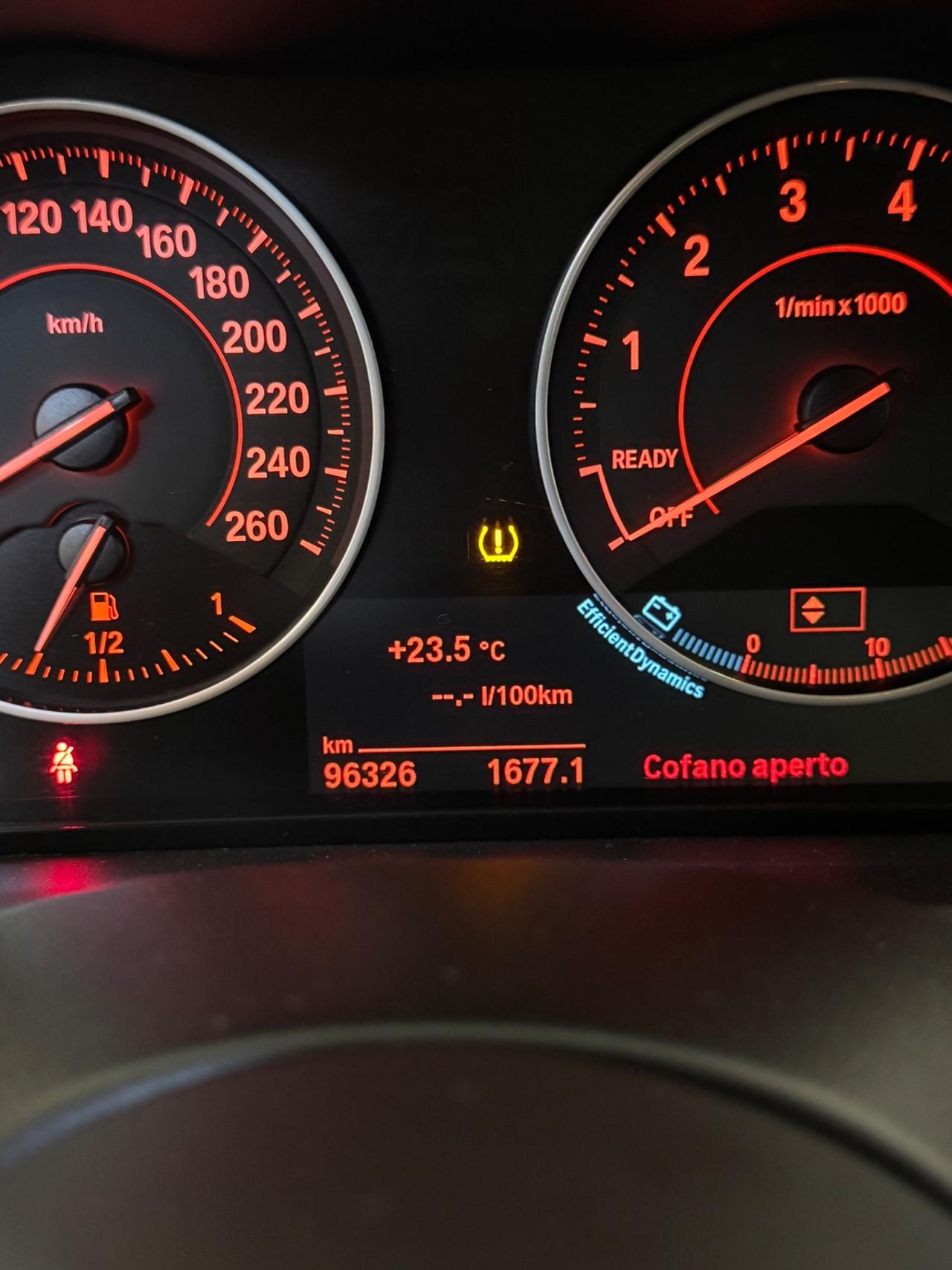 Bmw 116 116i 5p. Urban