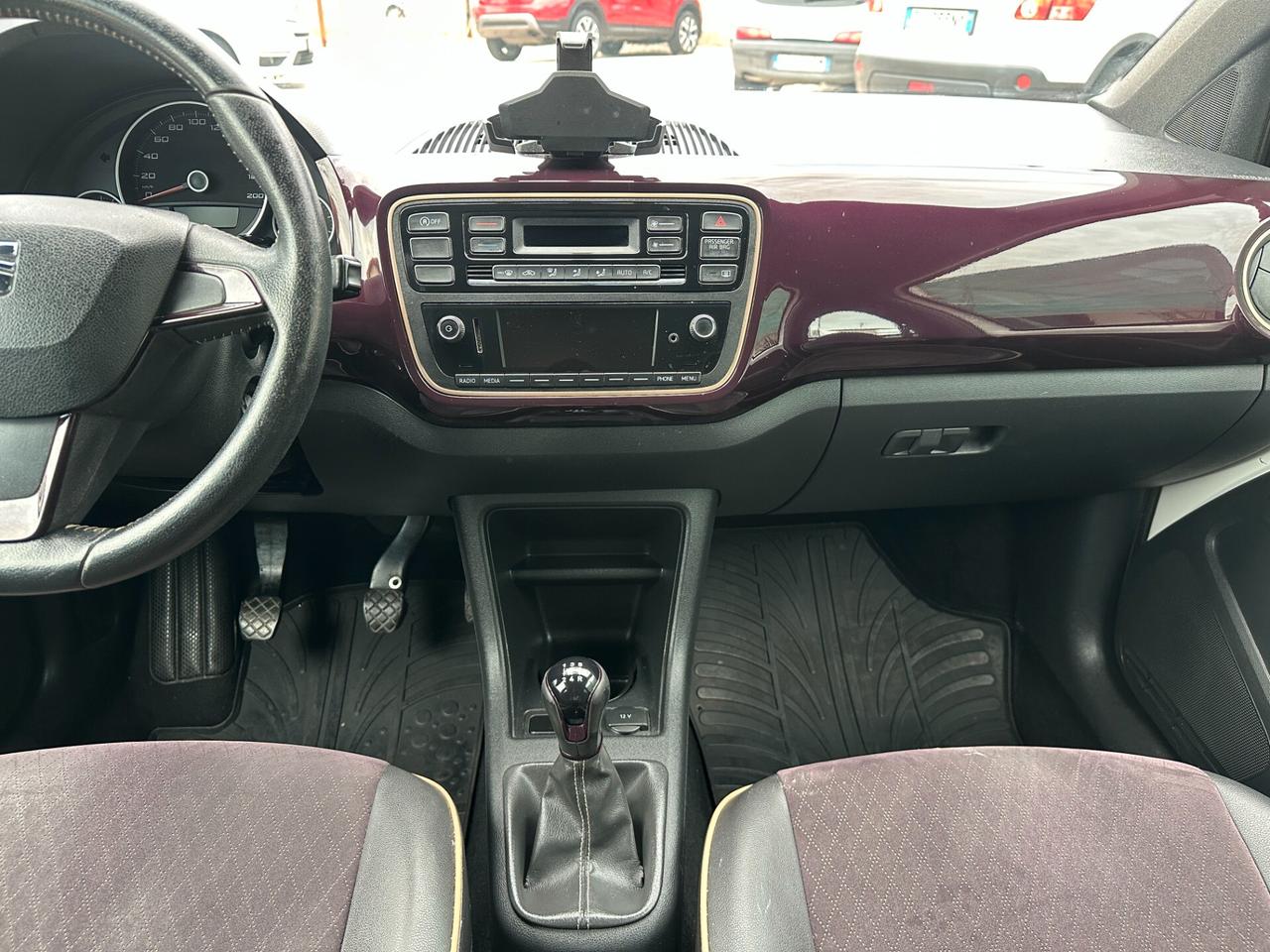 Seat Mii 1.0 68 CV 5 porte by Cosmopolitan Ecofuel