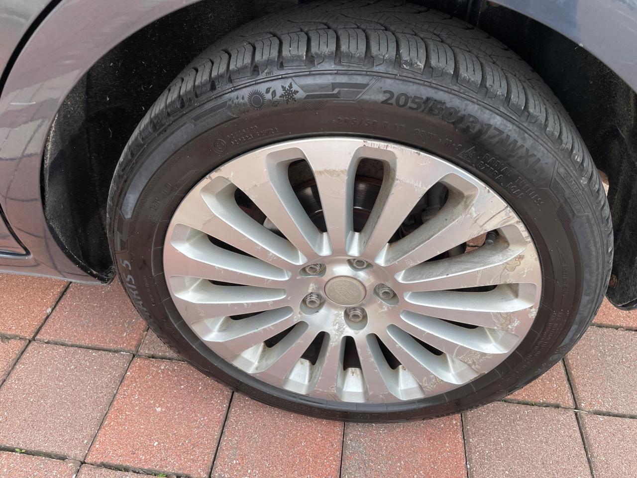 Ford C-Max 1.6 TDCi 90 CV Titanium