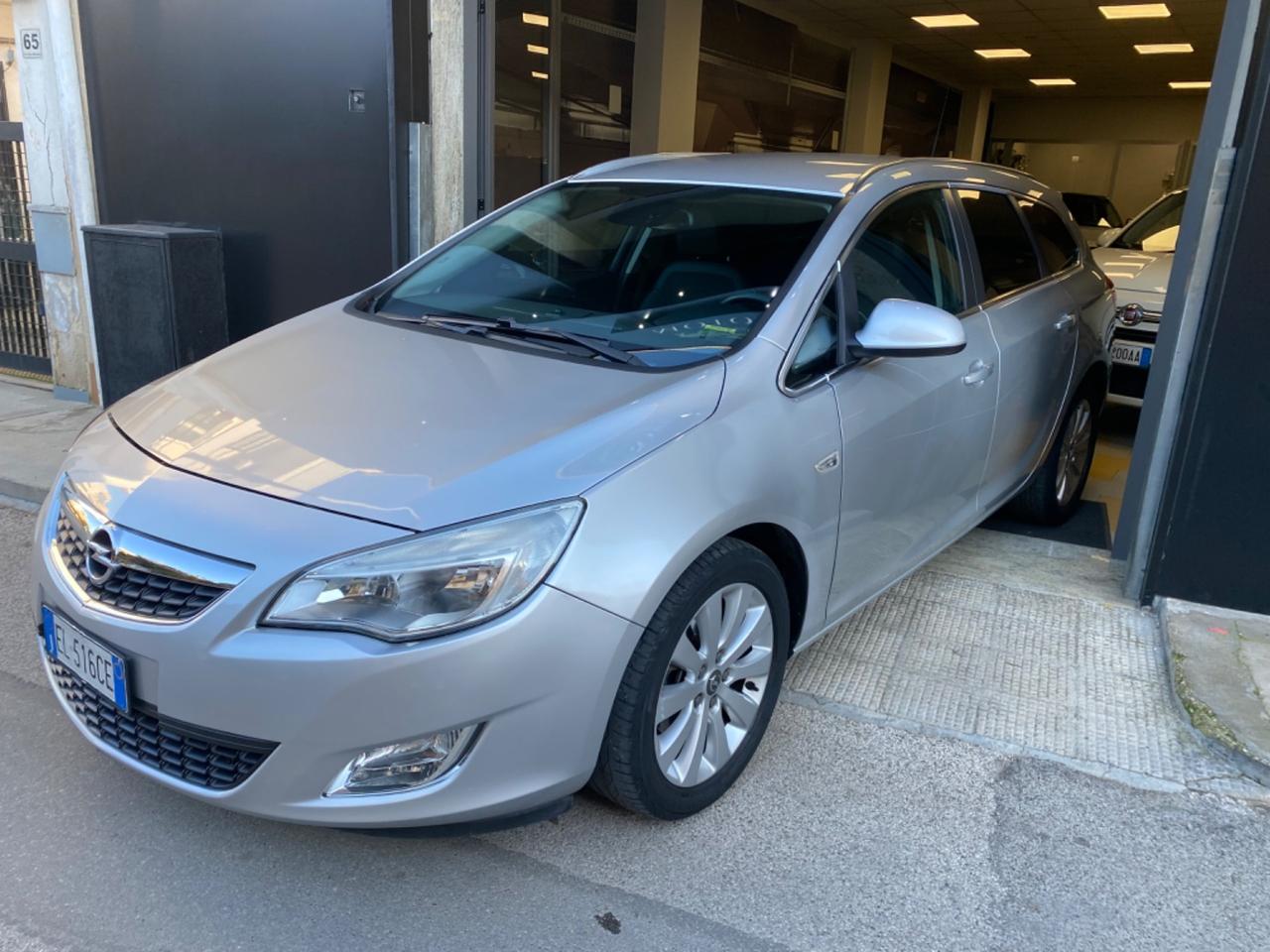 Opel Astra 1.7 CDTI 110CV Sports Tourer Cosmo