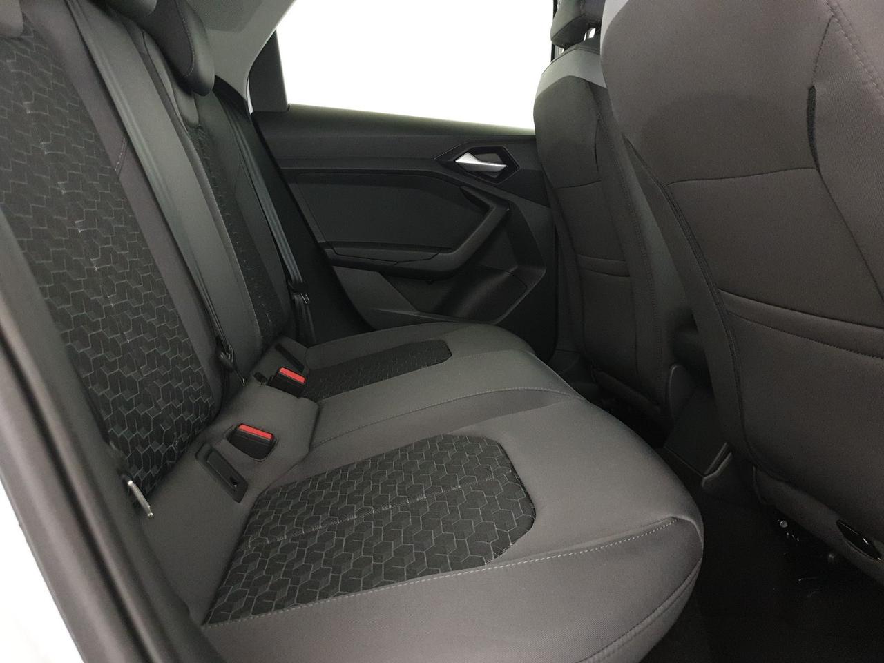 Sportback 30TFSI 116CV S tronic Identity Black