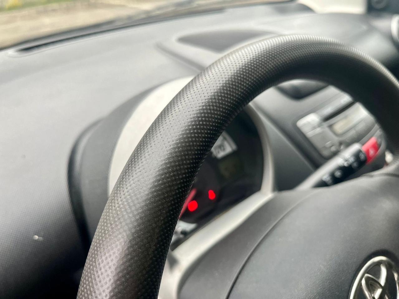 Toyota Aygo 1.0benz 2011 141.000km perfetta per neopatentati