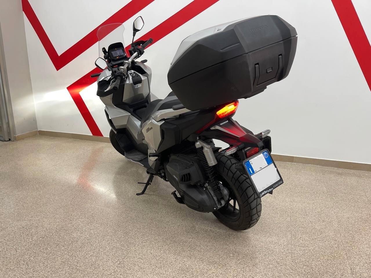 Honda ADV 350
