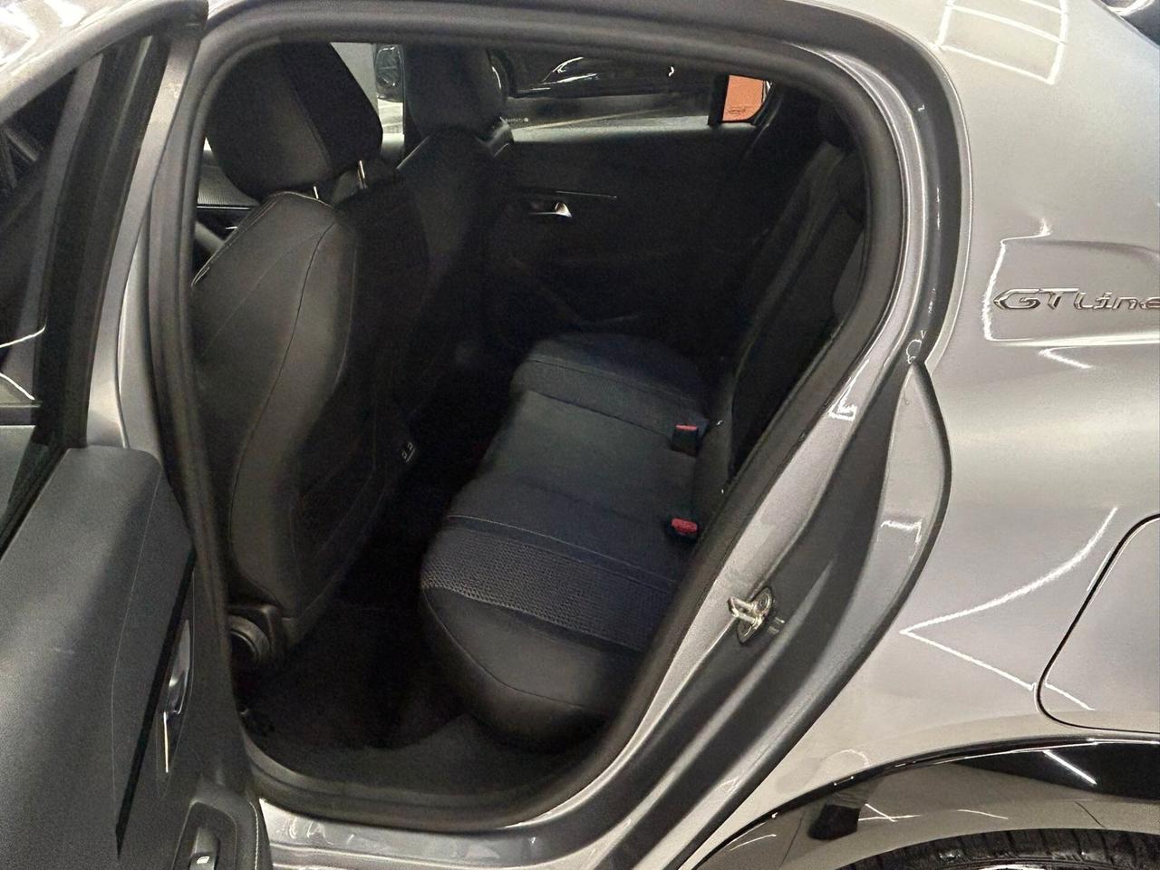 Peugeot 208 PureTech 130 Stop&Start EAT8 5 porte GT Line