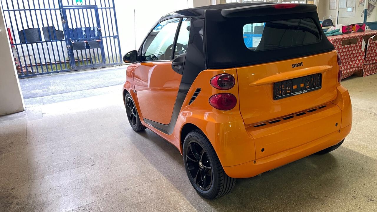 Smart ForTwo 1000 62 kW cabrio passion