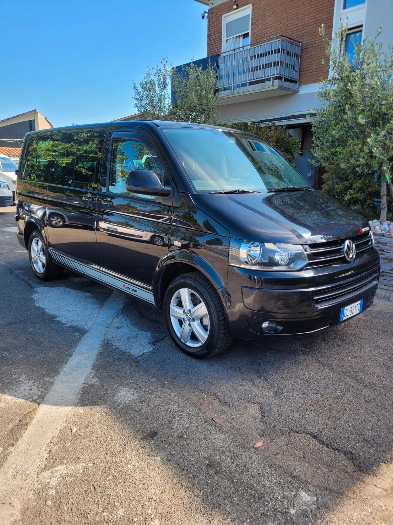 Volkswagen Multivan 2.0 BiTDI 180CV DSG 4 Motion Comfortline