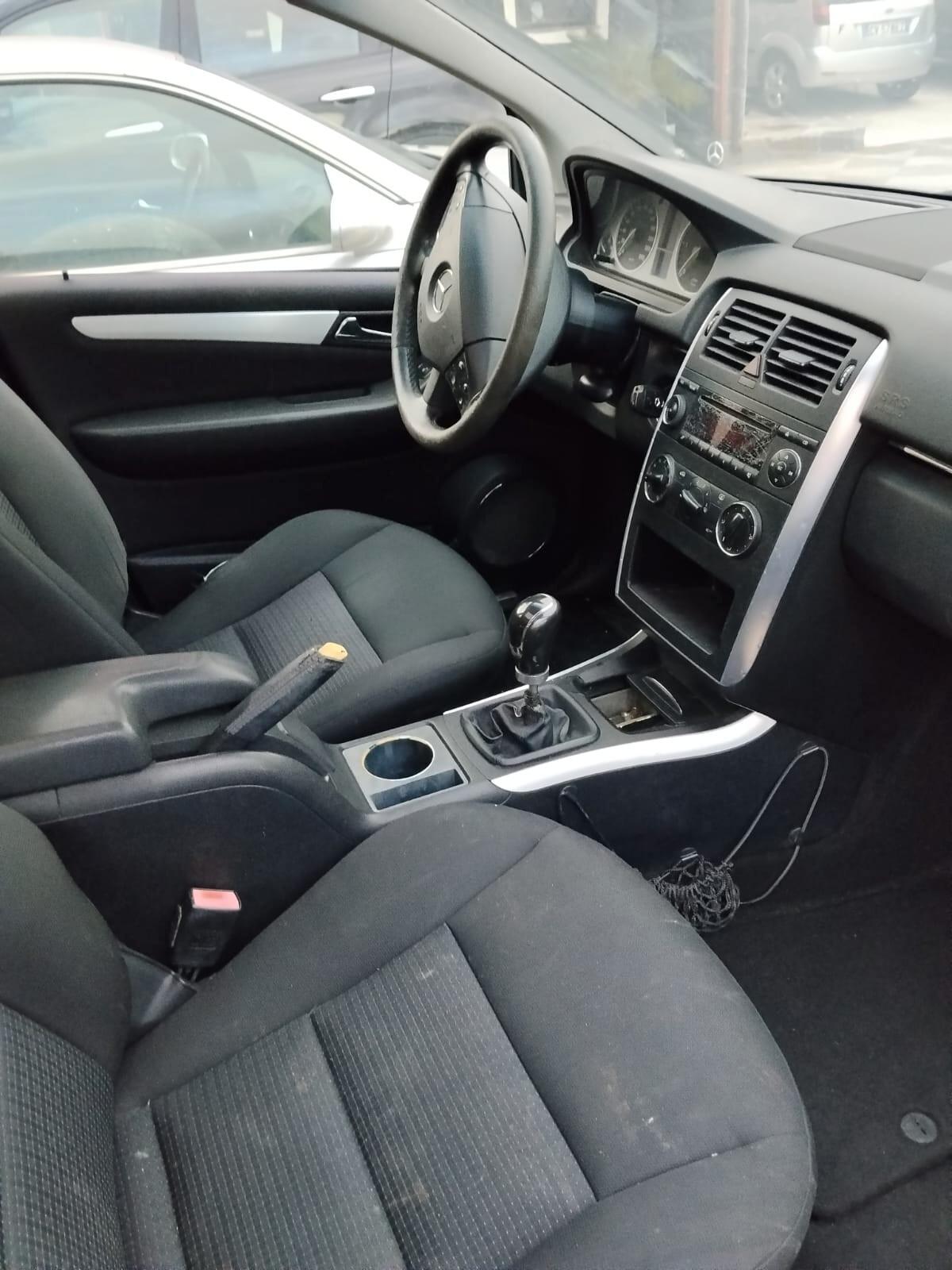 Mercedes-benz B 180 CDI
