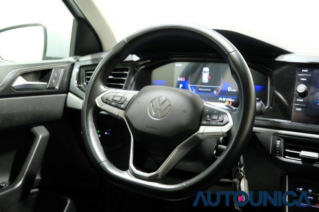 VOLKSWAGEN Polo 1.0 TSI DSG LIFE AUTOMATICA NEOPATENTATI