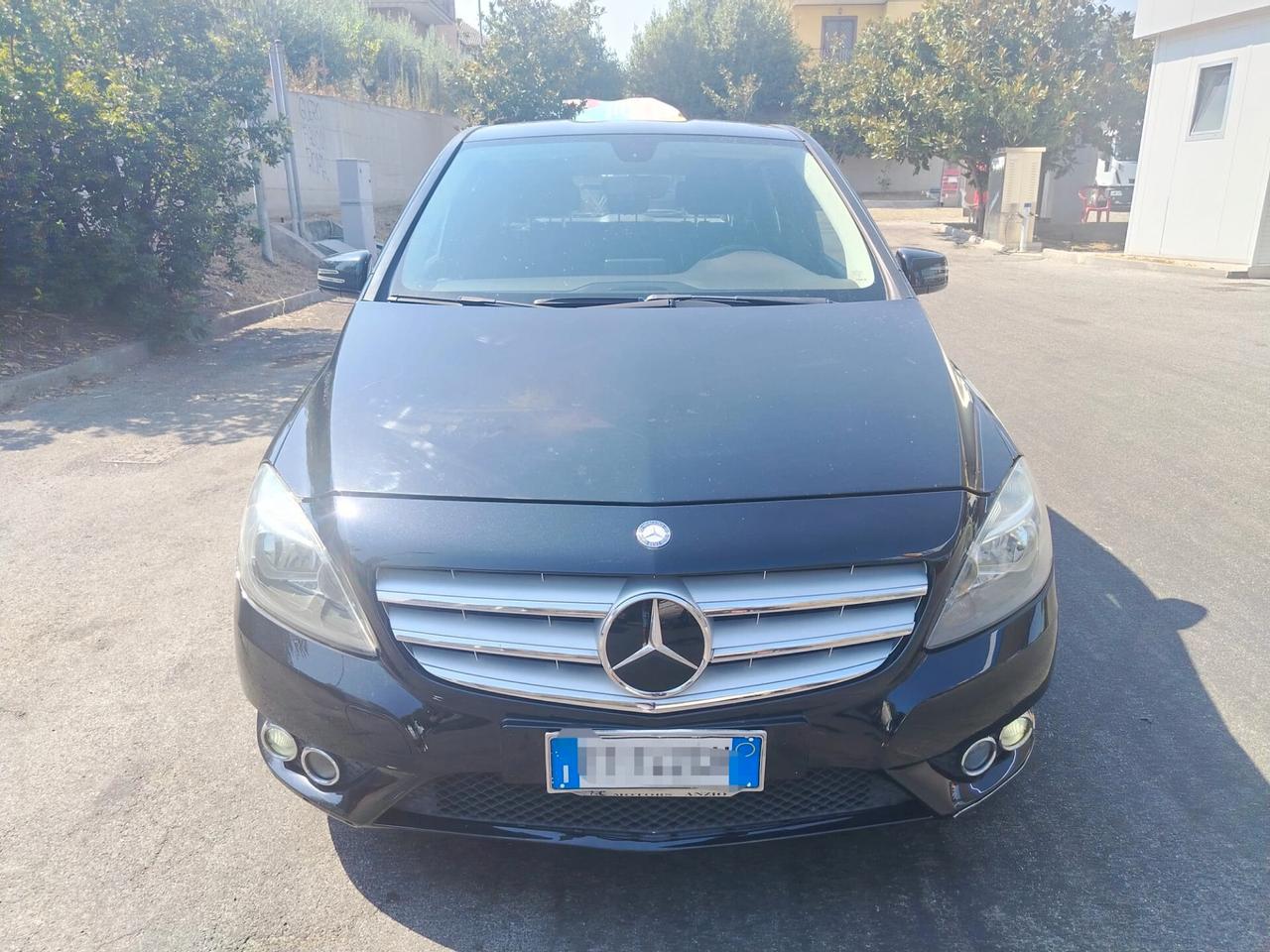 Mercedes-benz B 180 Premium