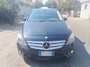 Mercedes-benz B 180 Premium