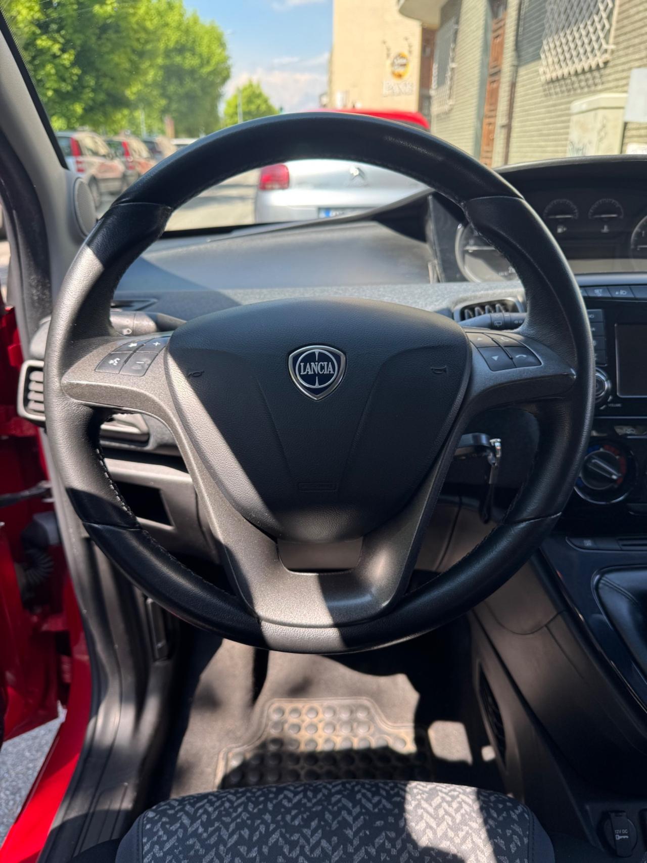 Lancia Ypsilon 0.9 TwinAir Metano Ecochic
