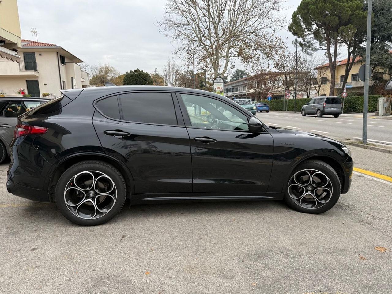 Alfa Romeo Stelvio Veloce 2.2 #8284