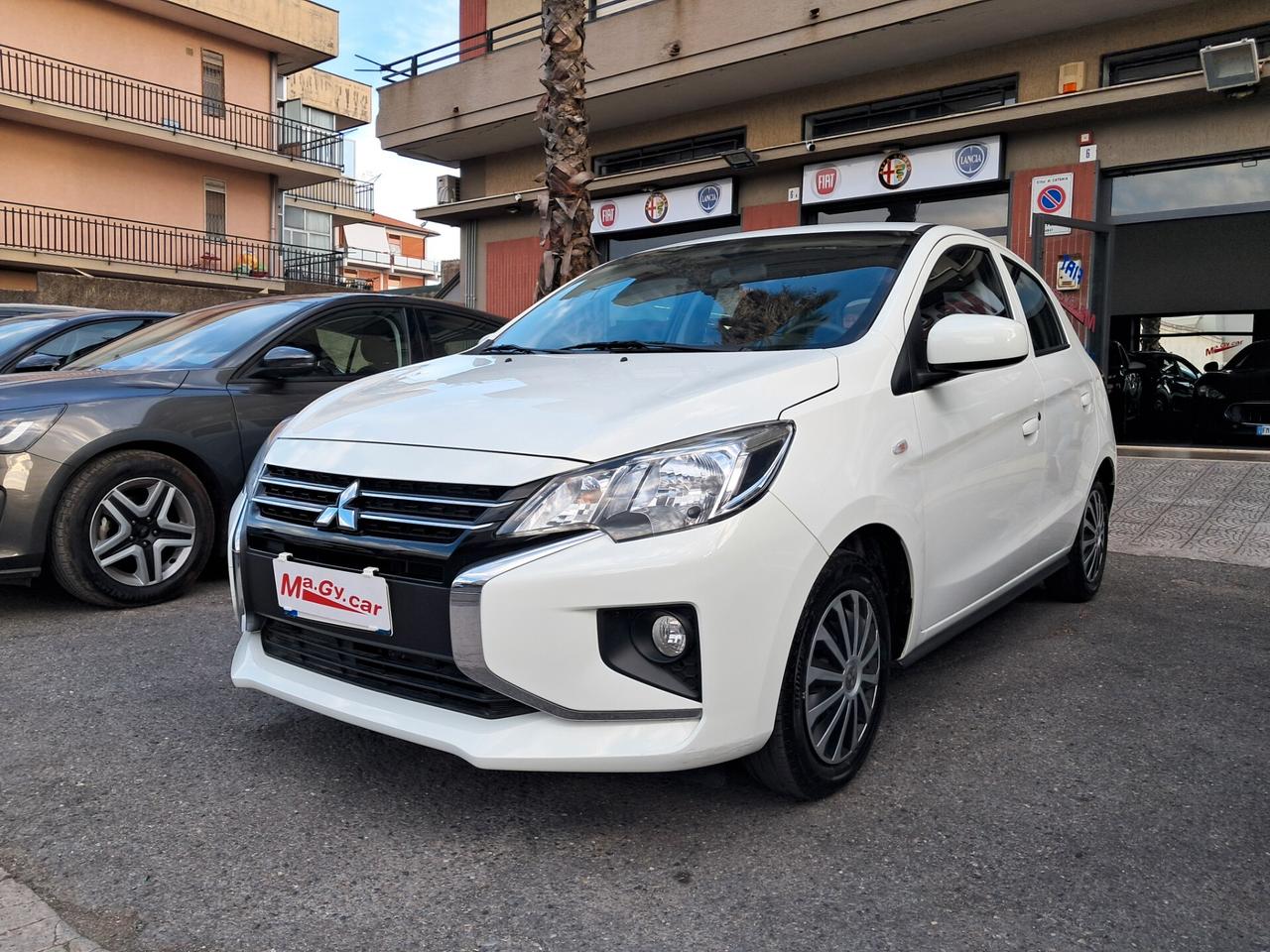Mitsubishi Space Star 1.2 71 cv Invite SDA