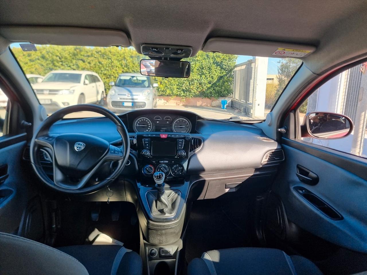 Lancia Ypsilon 1.2 69 CV 5 porte GPL Ecochic Elle