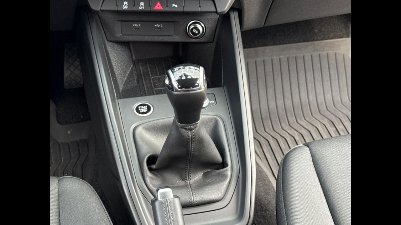 AUDI A1 II 2019 Sportback - A1 Sportback 30 1.0 tfsi Business 116