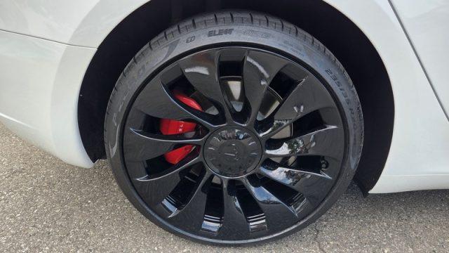 TESLA Model 3 Long Range AWD Performance PERMUTE PARI AL NUOVO