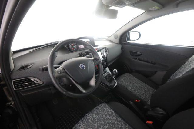 LANCIA Ypsilon Ypsilon 1.0 FireFly 70 CV Start&Stop Hybrid SILVER