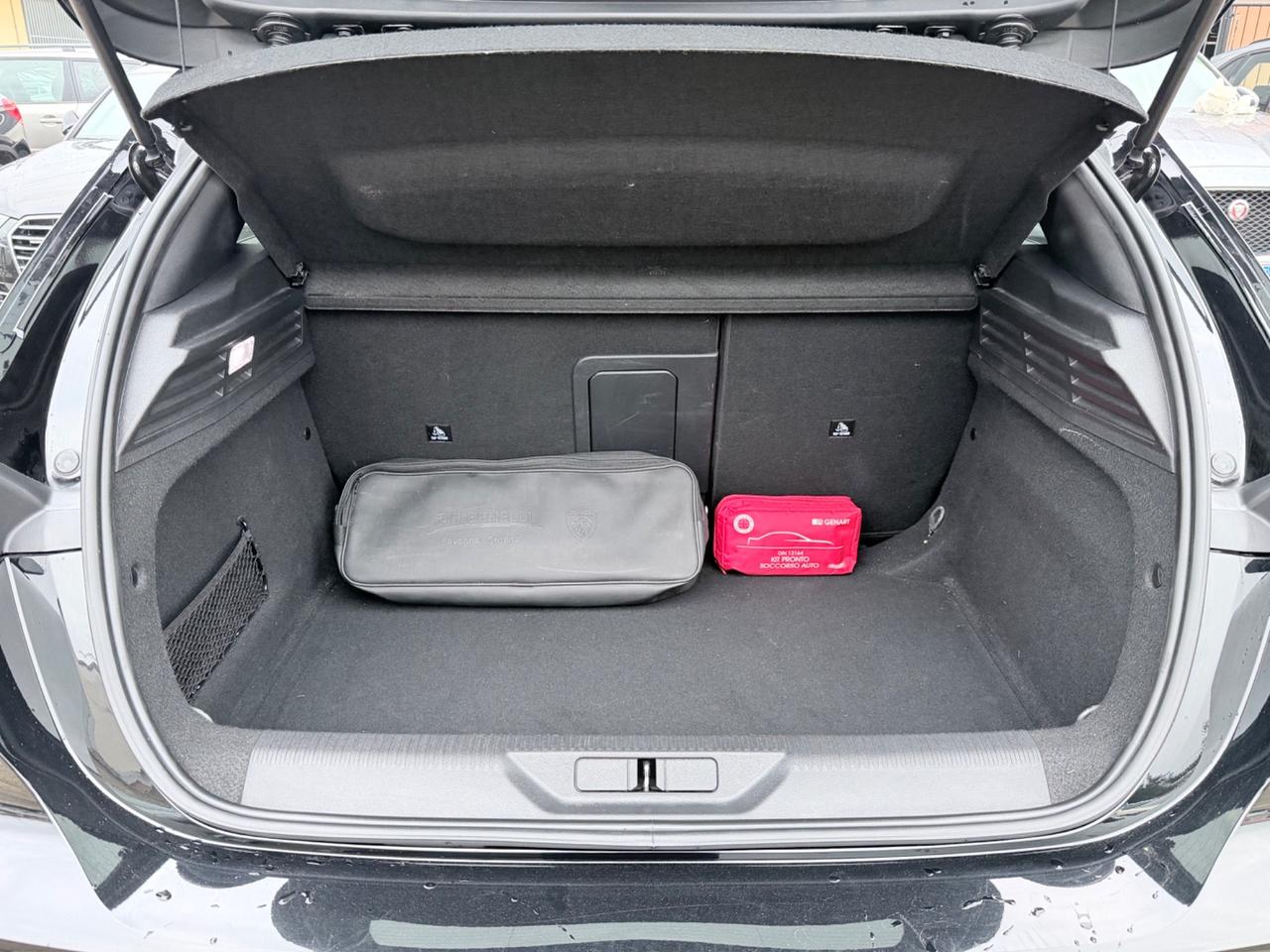 Peugeot 308 1.6BlueHDi 130CV AUTOMATICO GT-Line