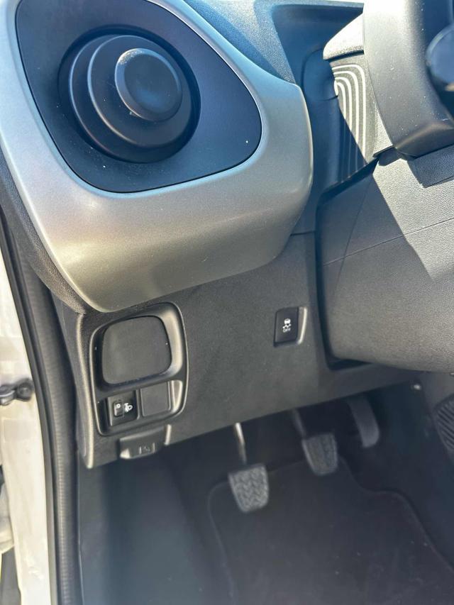 CITROEN C1 Airscape VTi 68 5 porte Shine OK NEOPATENTATO