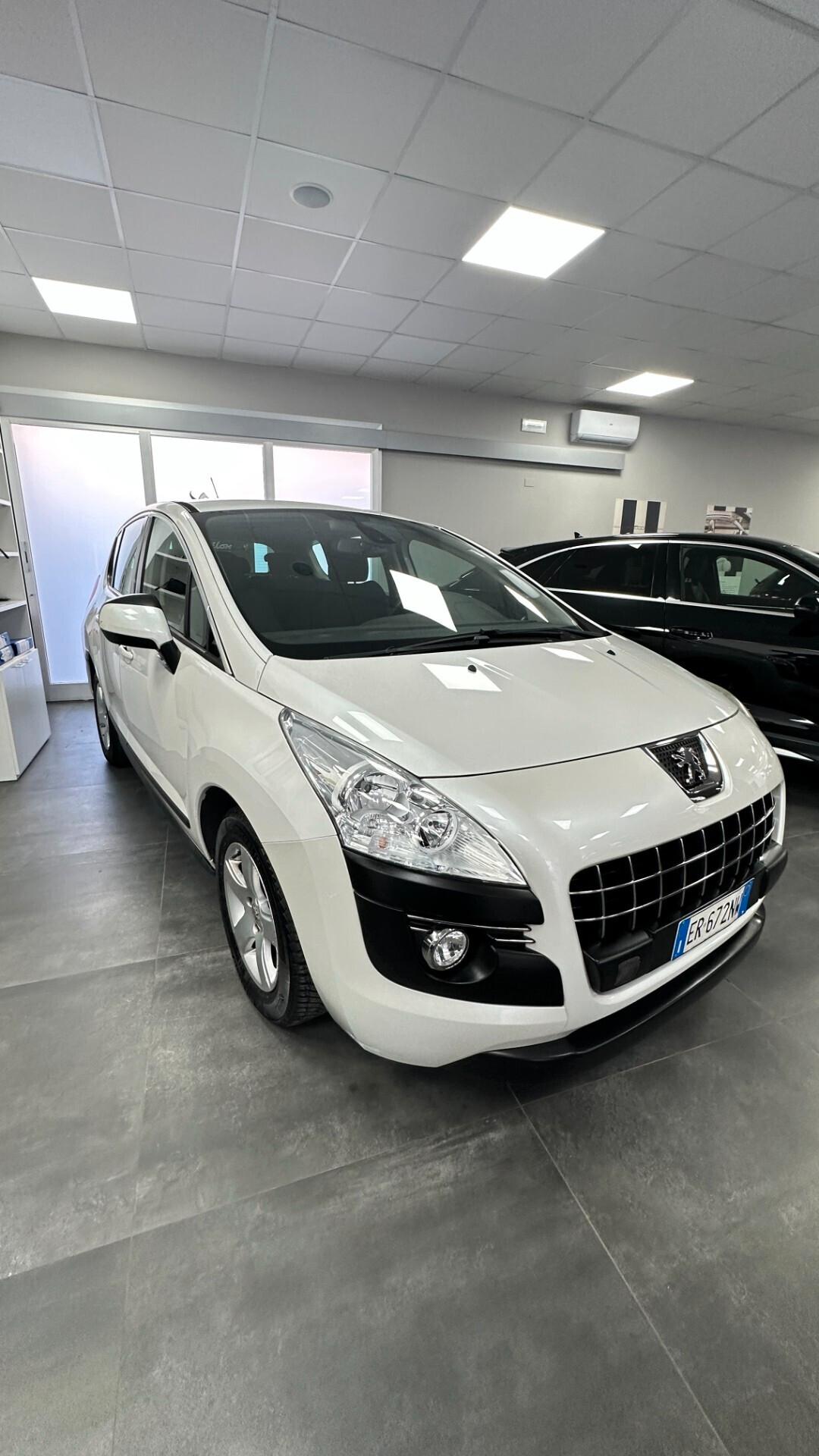 Peugeot 3008 1.6 HDi 115CV Business