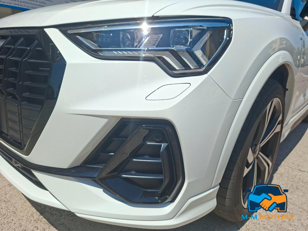 Audi Q3 40 2.0 tfsi Identity Black quattro s-line