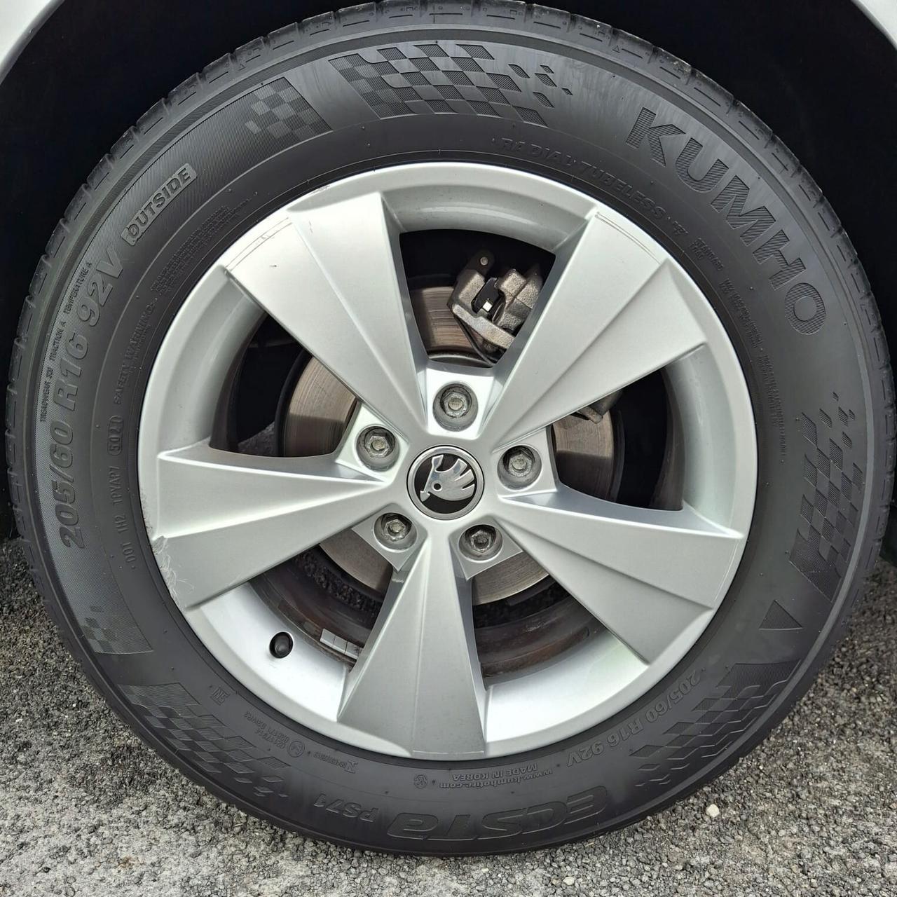 SKODA OCTAVIA 1.5 G-TEC DSG Wagon Style