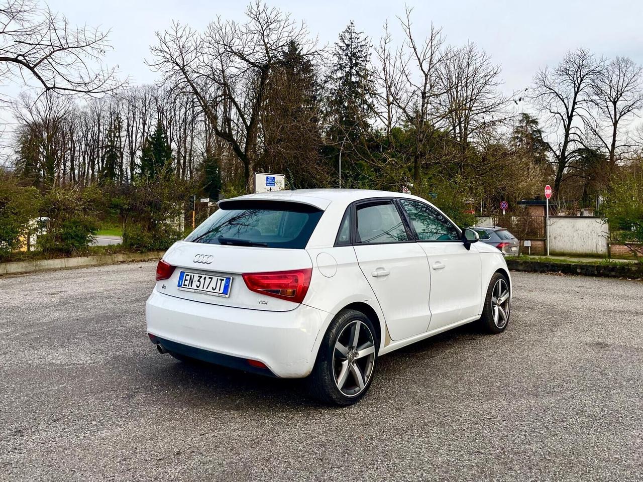 Audi A1 SPB 1.6 TDI S tronic Attraction