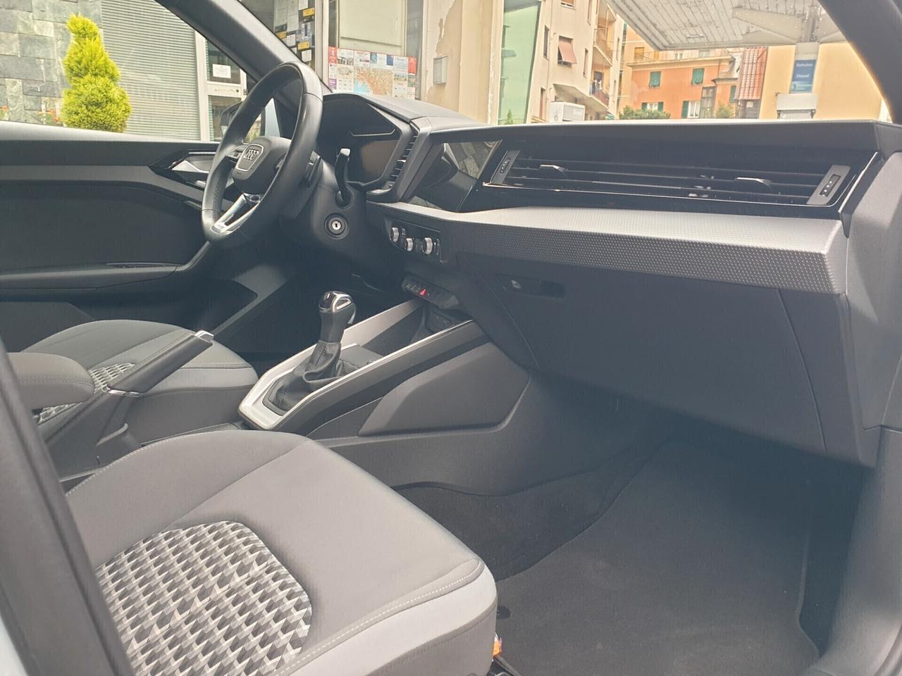 Audi A1 allstreet 30 TFSI S tronic bicolor