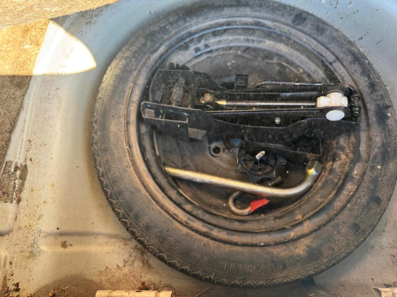 Volkswagen Polo 1.0 benzina 50cv 5P 1998