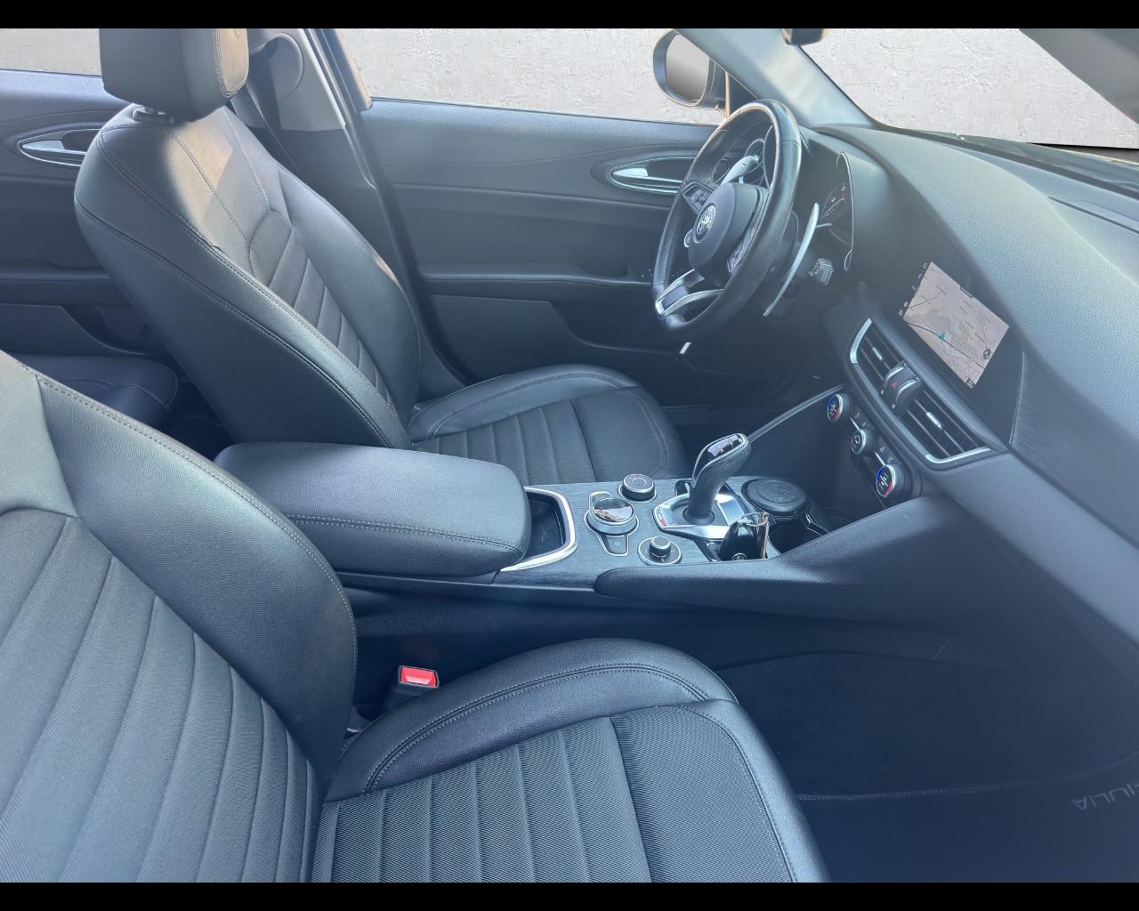 ALFA ROMEO Giulia (2016) - Giulia 2.2 Turbodiesel 160 CV AT8 Executive