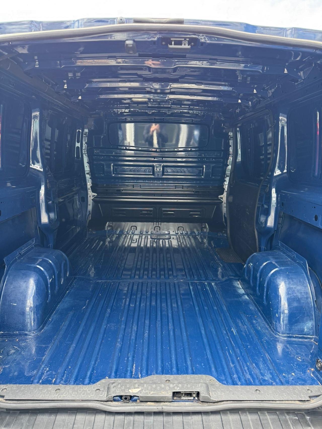 Renault Trafic T29 2.0 dCi 120CV PC-TN Furgone Ice