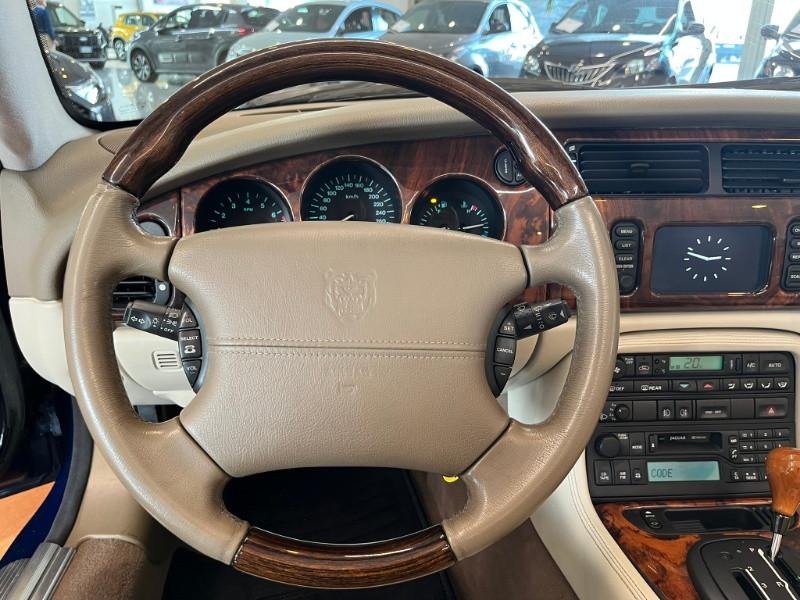 JAGUAR XK8 4.2 Convertibile