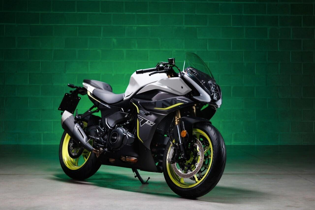 BENELLI TORNADO 550