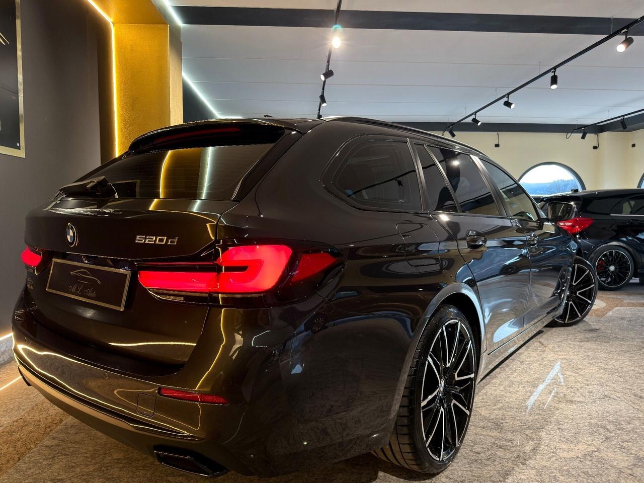 Bmw 520 520d 48V Touring Luxury **PARI AL NUOVO**