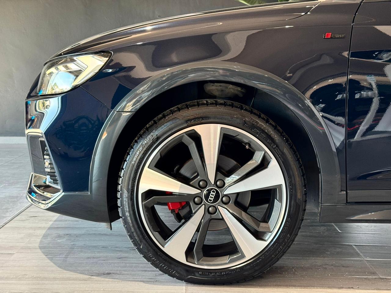 Audi A1 citycarver 30 TFSI S Tronic Identity Contrast