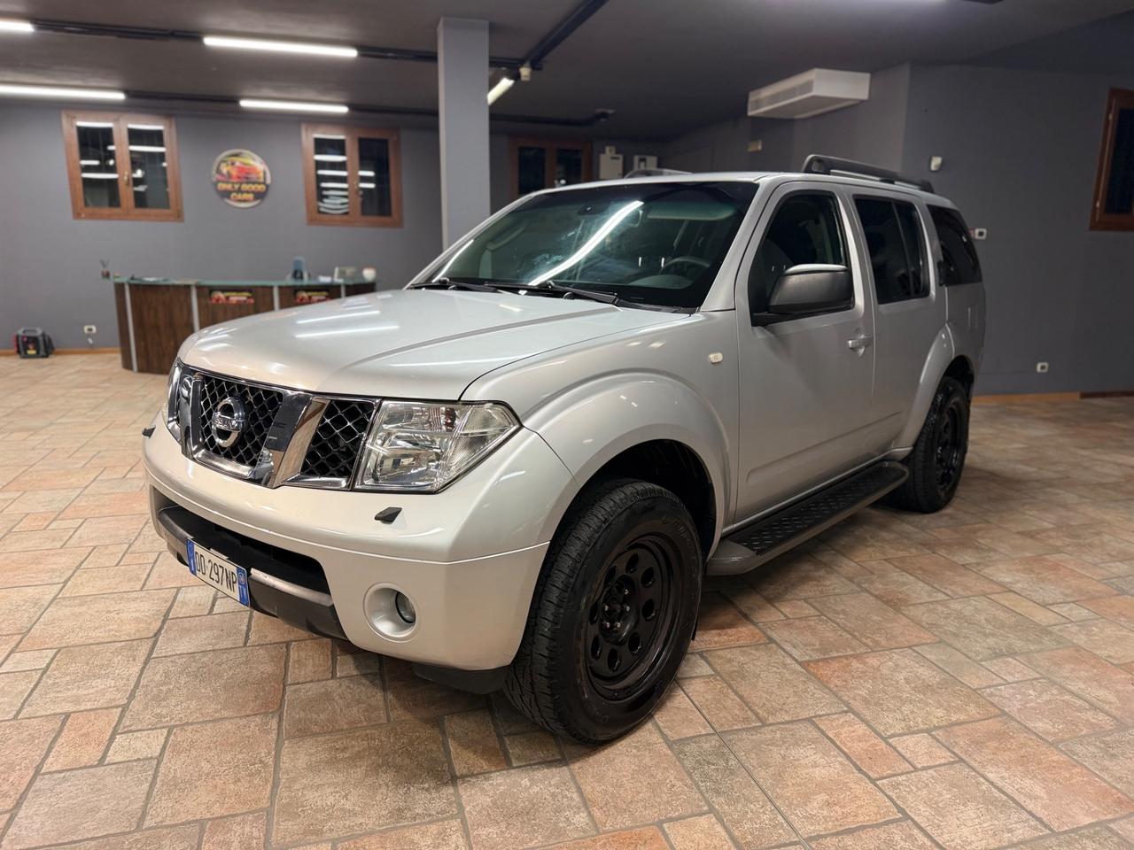 Nissan Pathfinder 2.5 dCi XE Plus