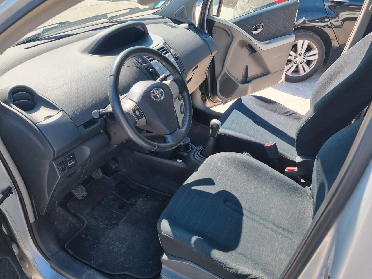 Toyota Yaris 1.4 D-4D 5 porte Sol