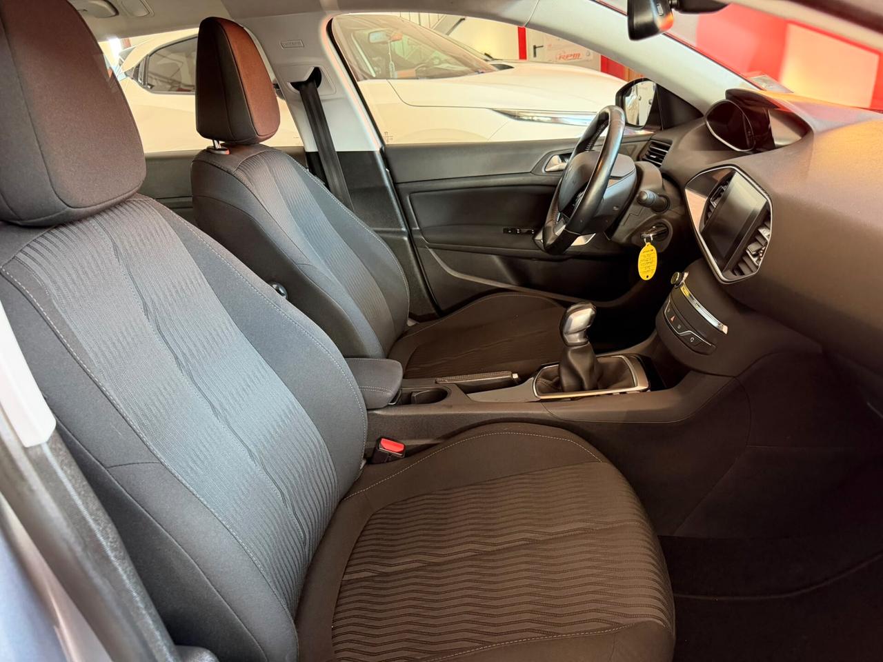 Peugeot 308 1.6 HDi 100 CV Stop&Start SW Business