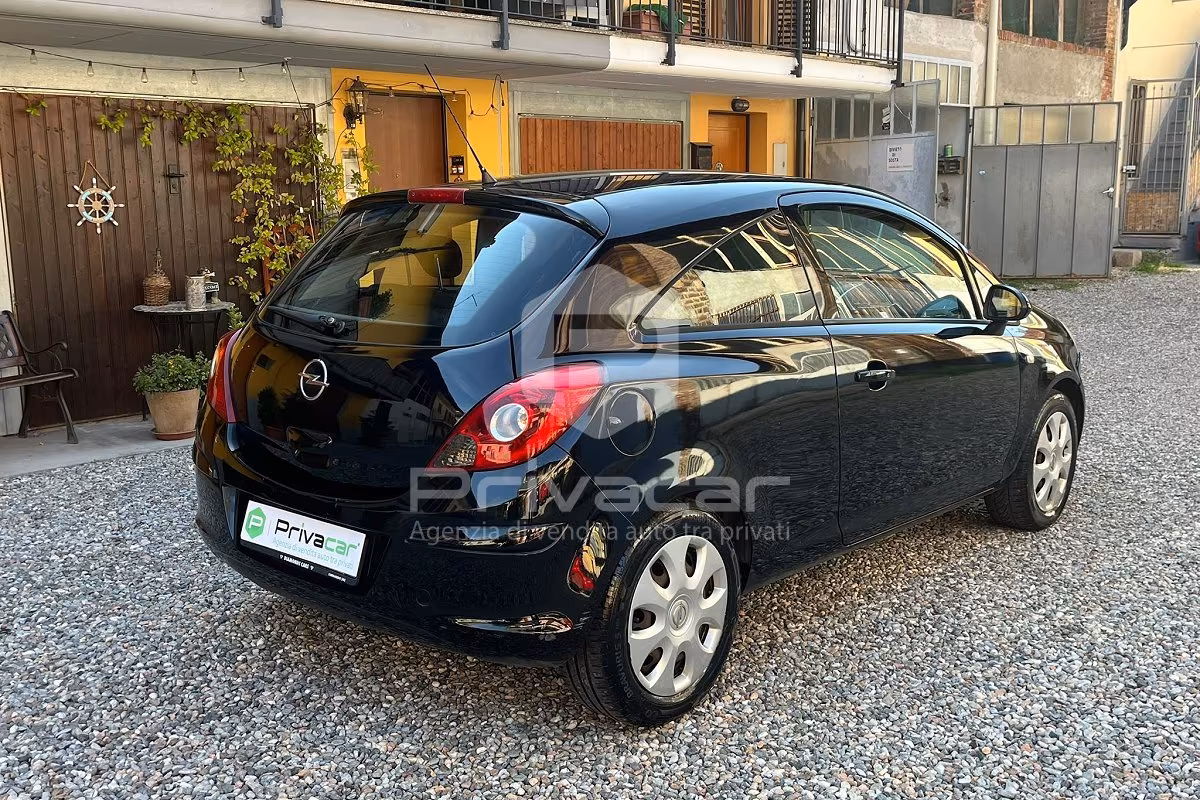 OPEL Corsa 1.2 3 porte Club