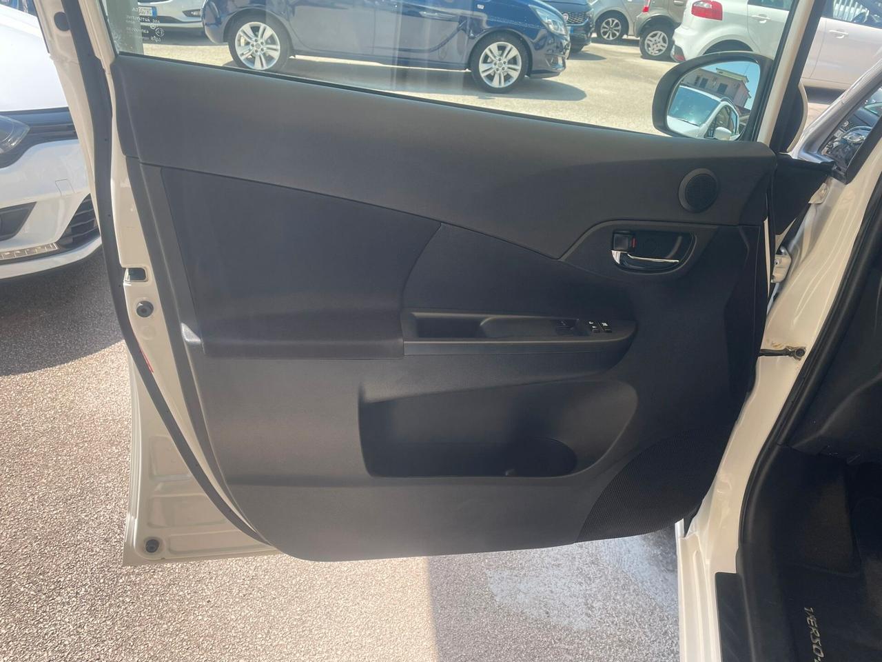 Toyota Verso-S 1.4D MT Active