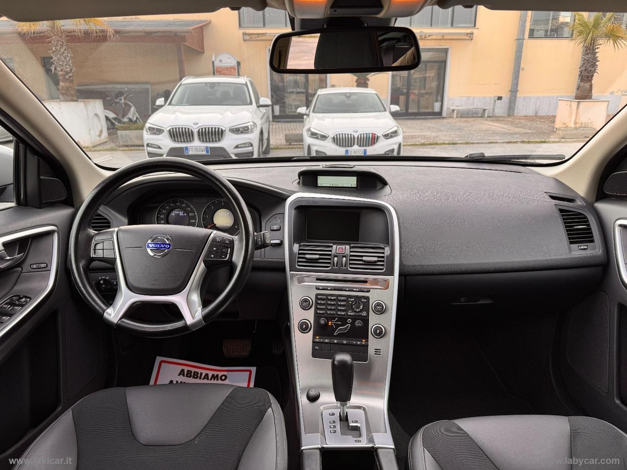 VOLVO XC60 D4 Geartronic Momentum