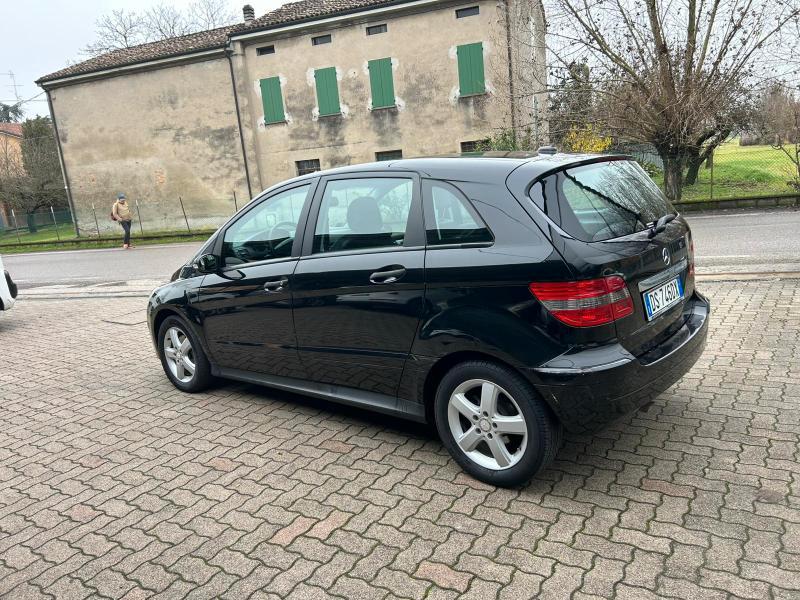 Mercedes Classe B B 180 cdi Sport OK NEOPATENTATO
