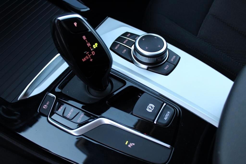 BMW X3 sDrive 18d Aut. *LED *Carplay