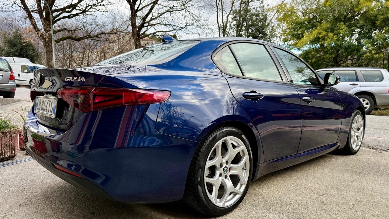 Alfa Romeo Giulia 2.2 Turbodiesel 160 CV AT8 Executive